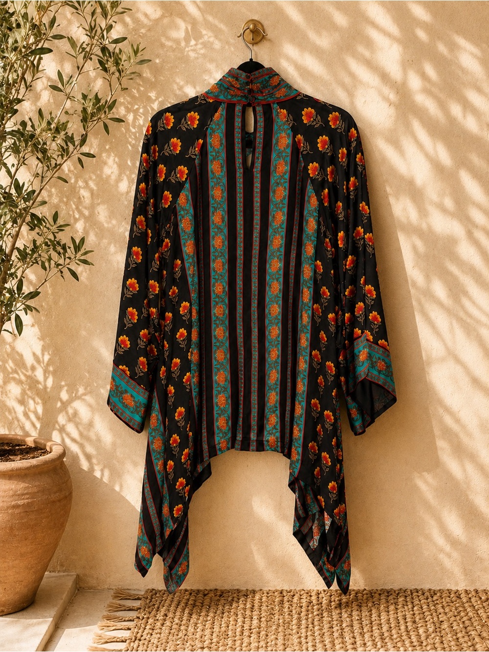 Ritu Kumar XL Scarf Neck Tunic Top Silk Feel Handkerchief Hem Boho NWOT - Picture 3 of 7